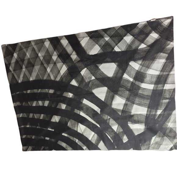 Lululemon Yoga Towel, Large, Black White Abstract Lines Brush Stream Silver - Picture 7 of 16